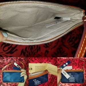 Dooney & bourke MLB LA Dodger clutch